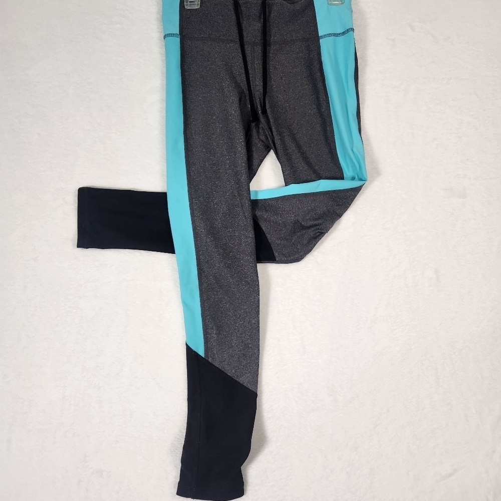 Xersion Fitted  Athletic Polyester Blend Gray & Blue leggings size Small